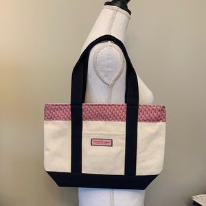 NWT Vineyard Vines Classic mini tote